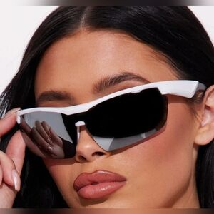 * Fashion Nova Fast Rider UV Protection Sunglasses Unisex - White/Gray